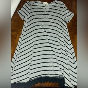 Women’s Alter’d State T-shirt Dress with lace bottom